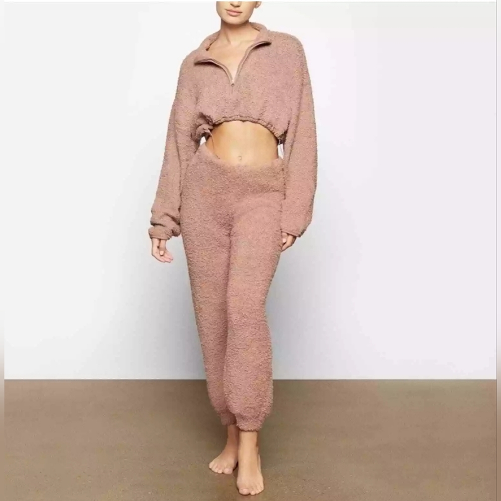 SKIMS Cozy Knit Cropped Pullover- Clay {NWT}